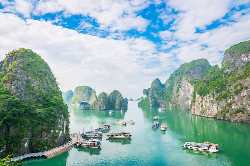 ハノイ観光なら外せない！ハロン湾とバッチャン村