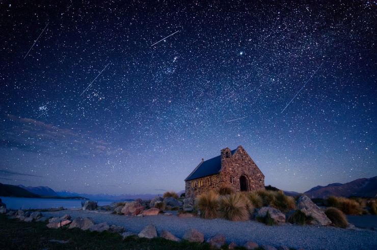 テカポ湖で満天の星空に包まれる! 南十字星に届きそうなニュージーランドの空