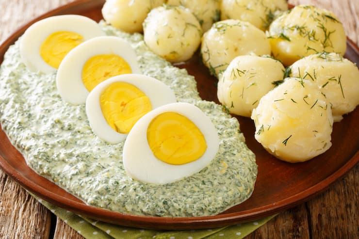 potatoes, boiled eggs and the famous green sauce