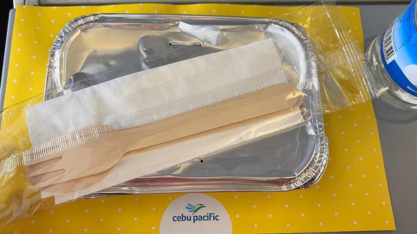 セブパシフィック航空機内食