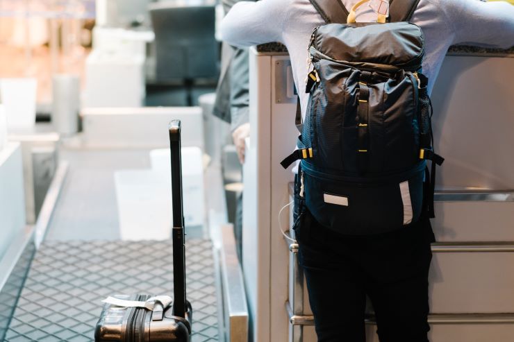 飛行機に預ける荷物