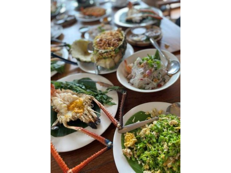 新鮮な地元食材を使用したタイ料理