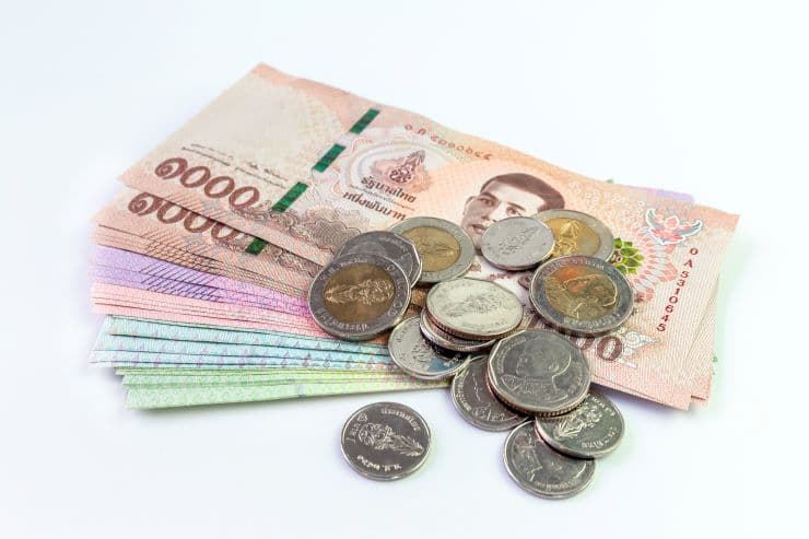 タイの通貨・バーツは日本円だといくら?レートやおすすめの両替方法も紹介