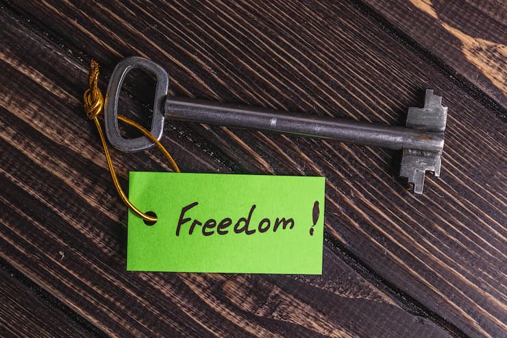 一人旅 海外 男_freedom