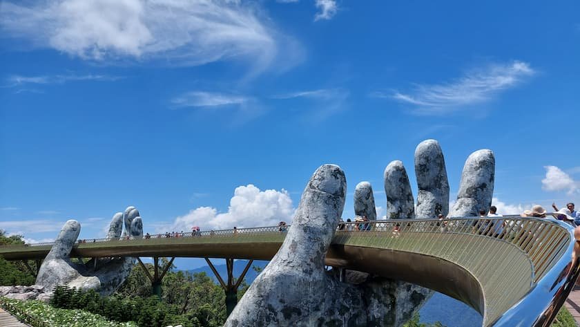 バーナーヒルズ_ゴールデンブリッジ