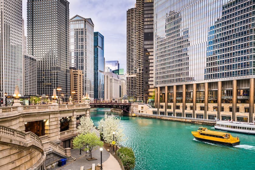 sightseeing cruise and skyline on the river