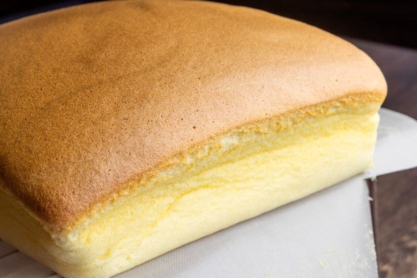 ふわふわの食感がたまらない、台湾カステラ