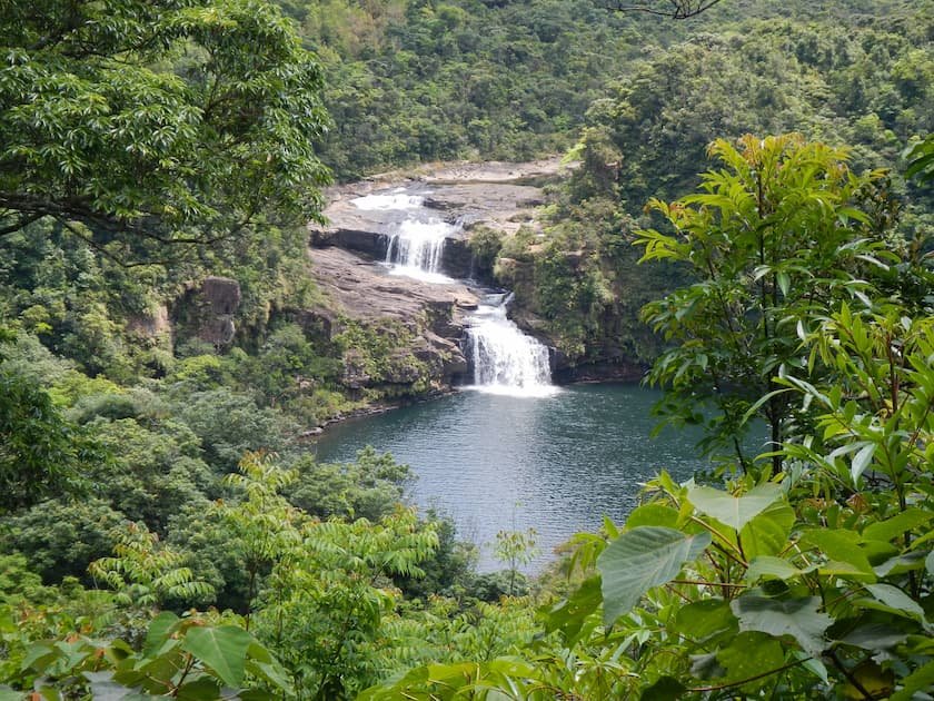 ネイチャーアイランド・西表島「マリユドゥの滝」