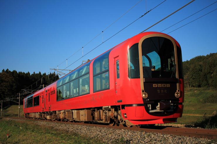 乗って充実！おすすめの観光列車12選