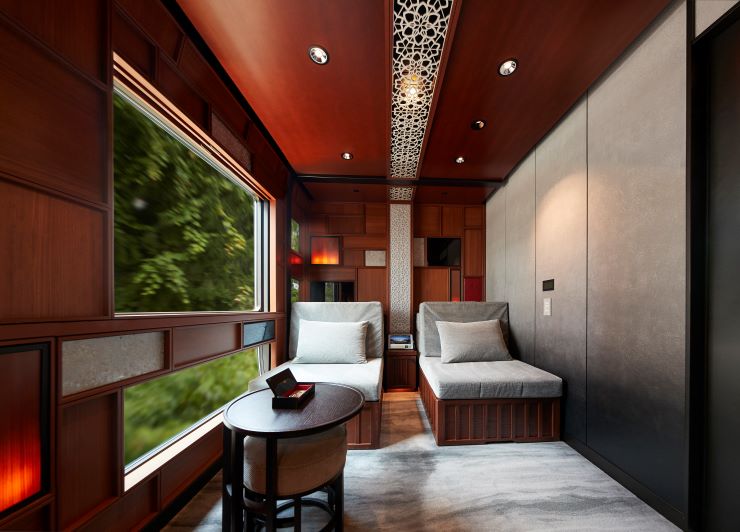 TRAIN SUITE 四季島