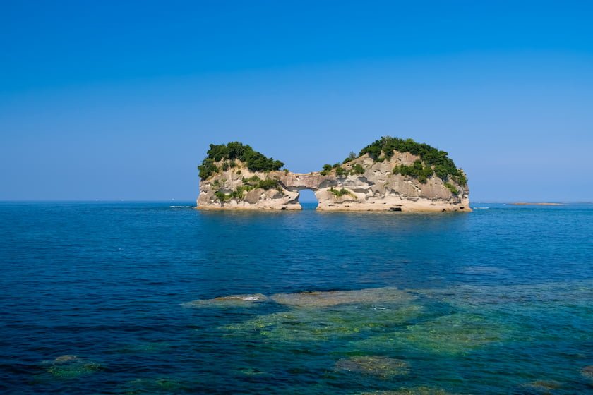 白浜 円月島