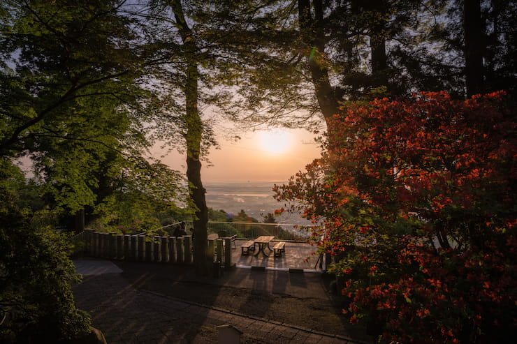 愛宕神社から望む雲海の朝(茨城県笠間市)