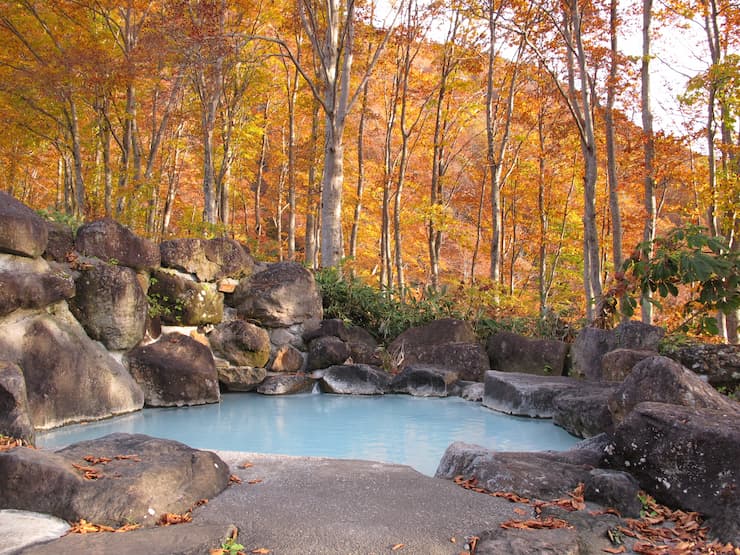 燕温泉・黄金の湯
