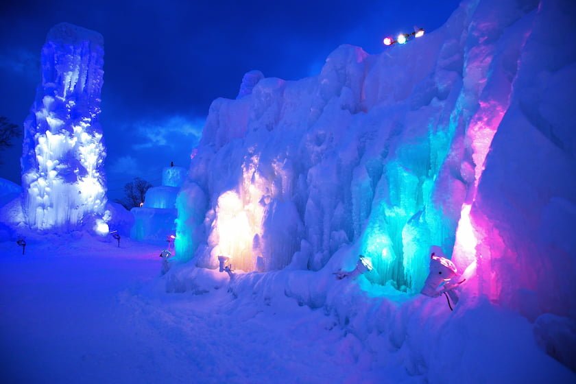 千歳・支笏湖氷濤まつり
