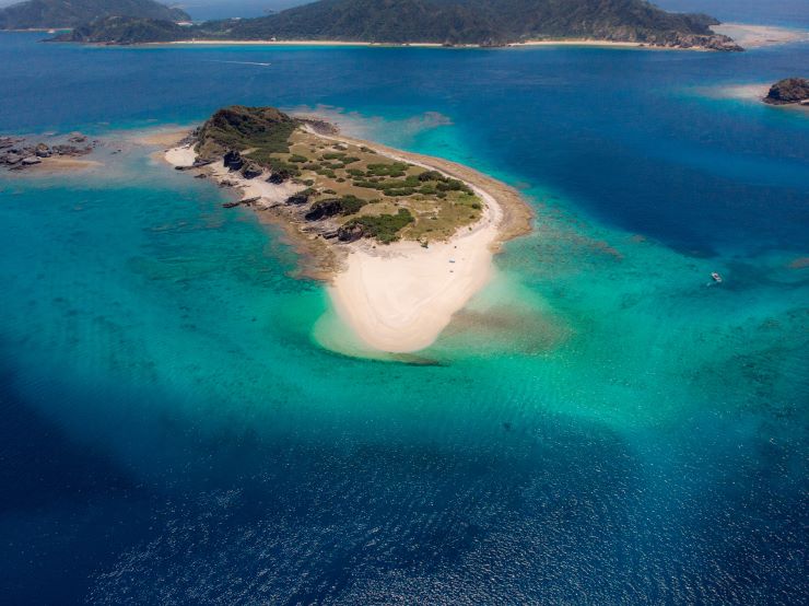 安慶名島