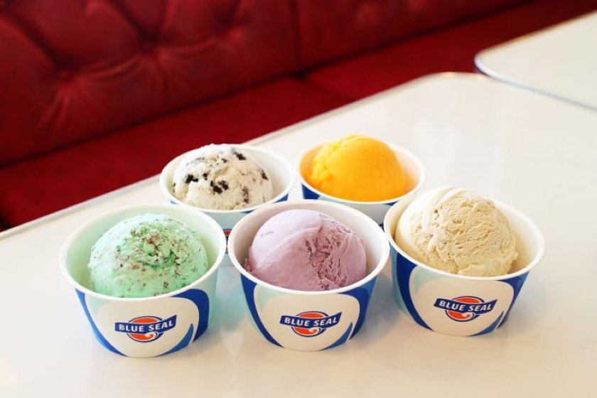 single-ice-cream_s 写真提供：ブルーシールアイスクリーム
