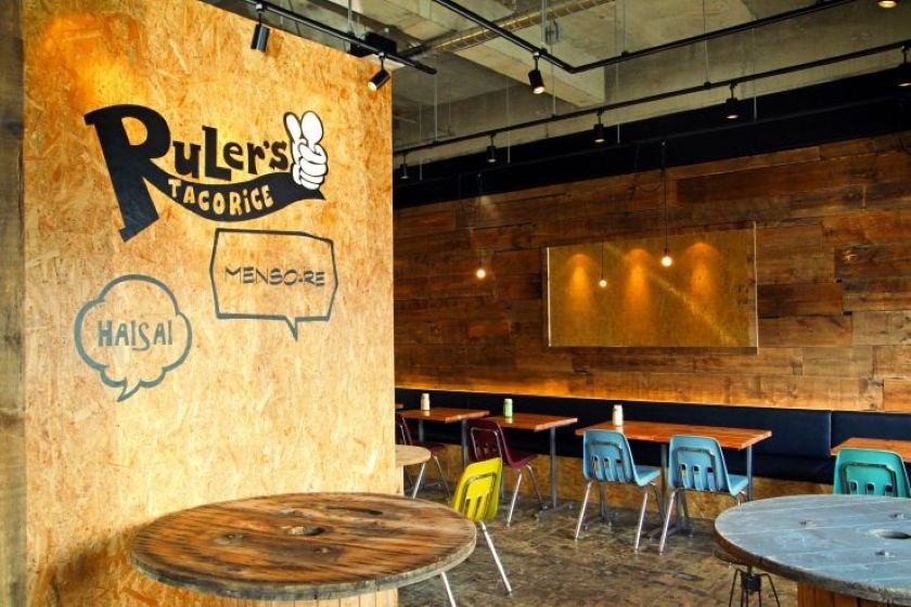 本店店内2 写真提供：RuLer's TACORICE