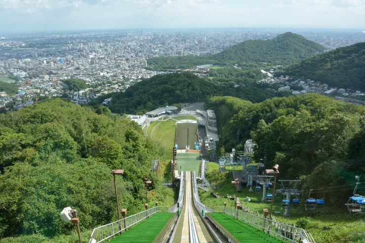 大倉山ジャンプ競技場 提供:さっぽろ観光写真ライブラリー