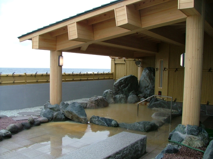 天然温泉 利尻ふれあい温泉 提供:利尻島観光ポータルサイトRISHIRI PLUS