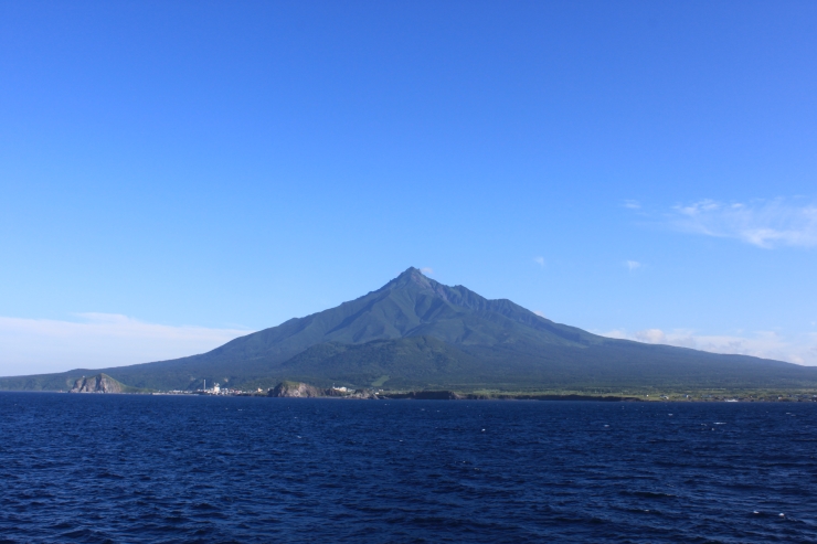 利尻島のシンボル利尻山 提供:利尻島観光ポータルサイトRISHIRI PLUS