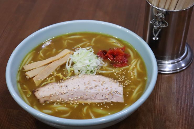 カレーラーメン