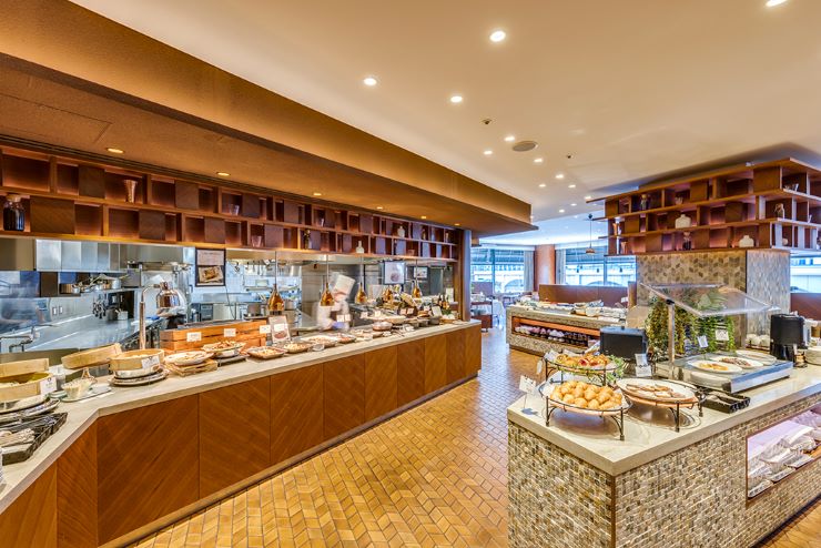 朝食会場のブッフェダイニング「アソシェッド」