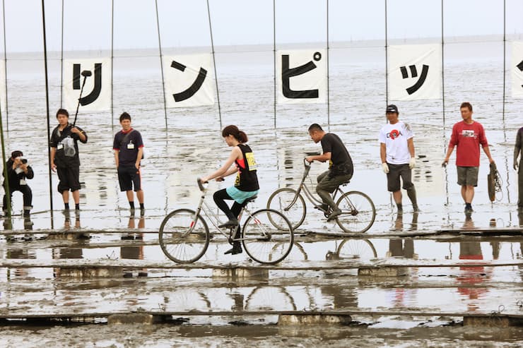 鹿島ガタリンピック　提供：佐賀県観光連盟