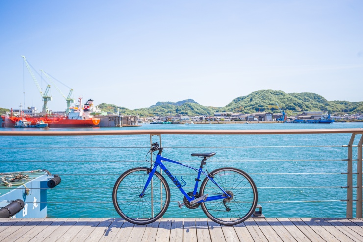 ONOMICHI U2と自転車 提供:おのなび