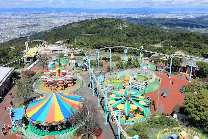 生駒山上遊園地全景1 写真提供：生駒山上遊園地