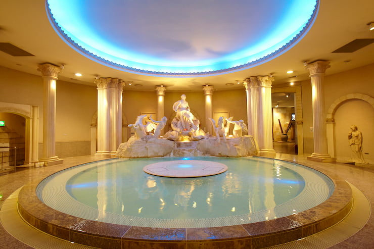 ローマ風呂 提供:SPAWORLD HOTEL&RESORT